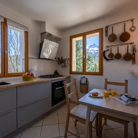 Des Vigne - Jardin - Barbecue - Brasero * Uvernet-Fours